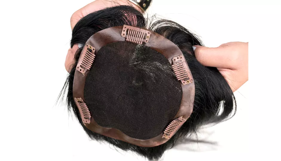 The Benefits of Hair Toppers: Why Bravadas is Your Best Choice